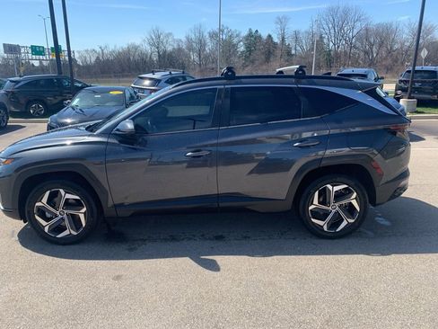 Used 2022 Hyundai Tucson SEL w/ Convenience Package image 2