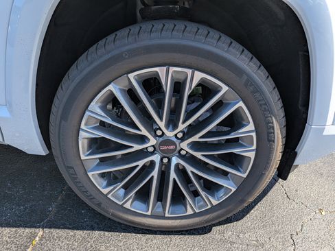New 2026 GMC Terrain Denali AWD/4WD image 12