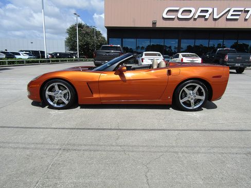 Used 2007 Chevrolet Corvette Convertible w/ Preferred Equipment Group RWD image 7