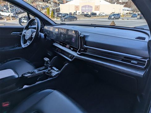 Certified 2023 Kia Sportage X-Line image 24