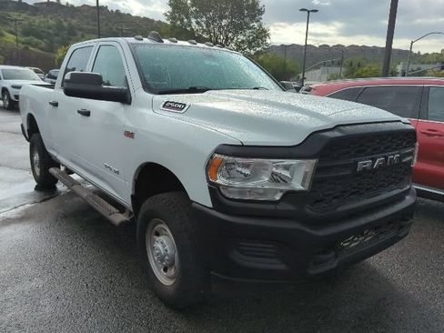 Certified 2022 RAM 2500 Tradesman AWD/4WD image 2