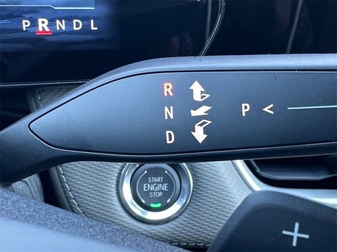 New 2026 Chevrolet Equinox LT w/ Convenience Package II image 19