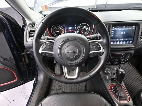 Used 2019 Jeep Compass Trailhawk AWD/4WD image 24