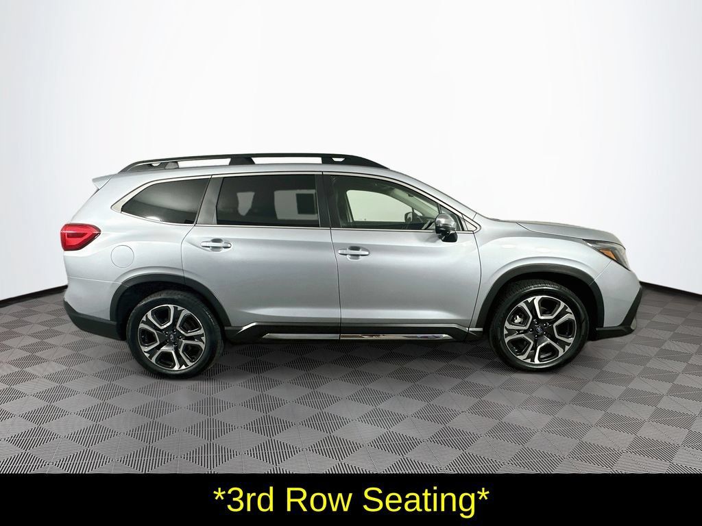 Used 2023 Subaru Ascent Limited w/ Technology Package AWD/4WD image 11