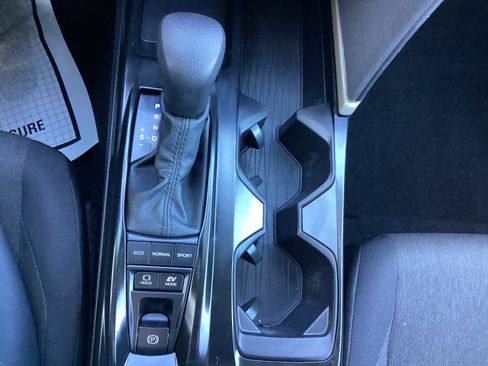 Certified 2025 Toyota Camry LE image 32