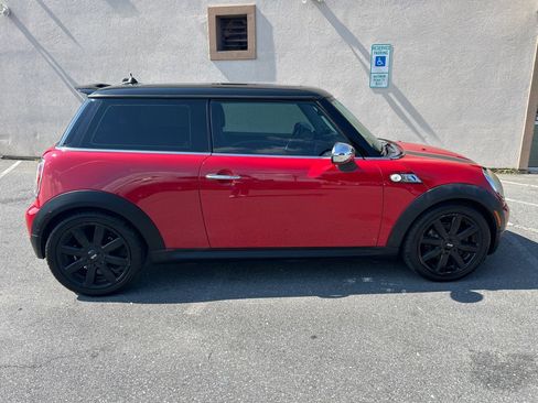 Used 2010 MINI Cooper S image 4