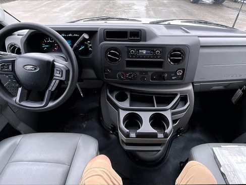 New 2024 Ford E-450 and Econoline 450 Super Duty w/ Power Windows & Locks Group image 4