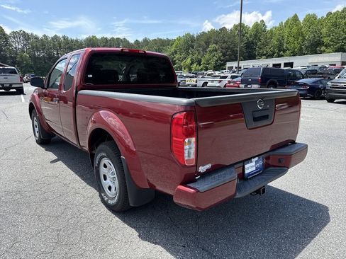 Used 2018 Nissan Frontier S RWD image 5
