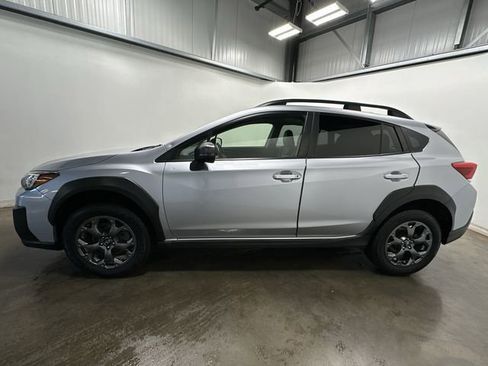Used 2021 Subaru Crosstrek 2.5i Sport w/ Moonroof Package AWD/4WD image 2