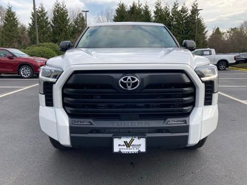 Used 2023 Toyota Tundra SR5 w/ SR5 Convenience Package image 12