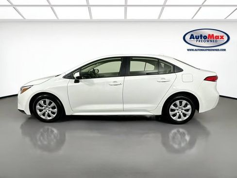 Used 2023 Toyota Corolla LE FWD image 8