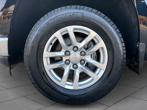 Used 2020 Chevrolet Silverado 1500 LT w/ Texas Edition image 10