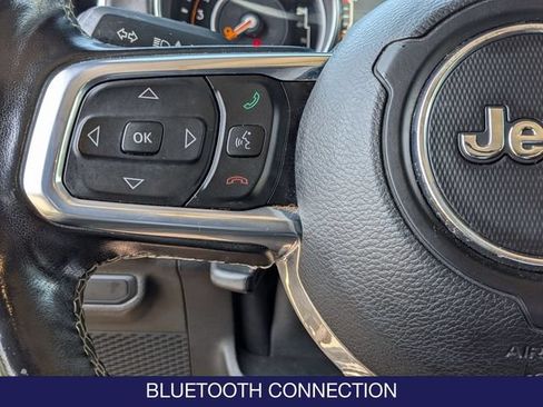 Used 2020 Jeep Gladiator Overland AWD/4WD image 18