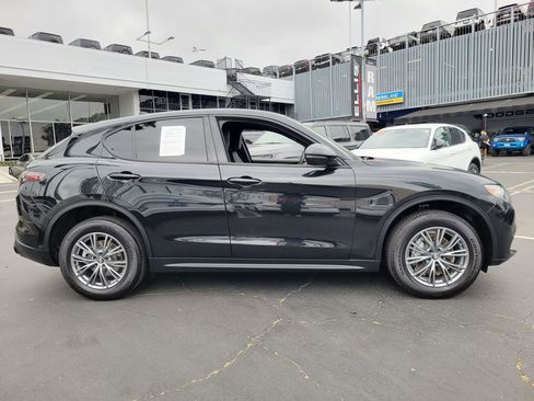Used 2024 Alfa Romeo Stelvio Sprint RWD image 29