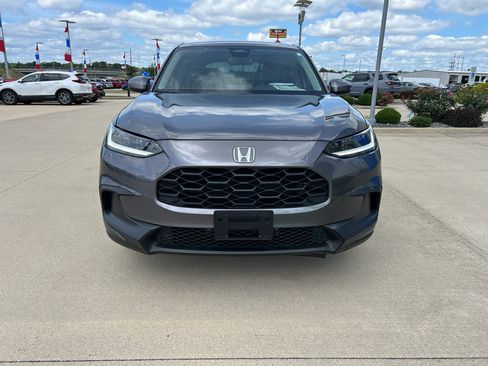 Used 2023 Honda HR-V LX image 2