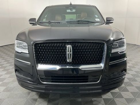 Used 2024 Lincoln Navigator Reserve w/ Equipment Group 201A image 2