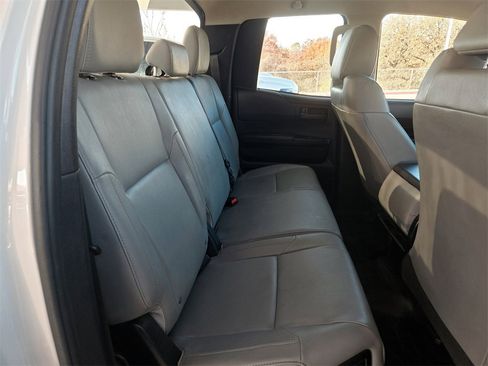 Used 2018 Toyota Tundra SR image 26
