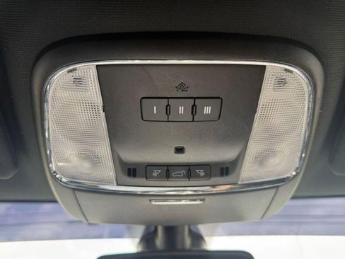 Used 2022 Jeep Grand Cherokee Laredo X RWD image 21