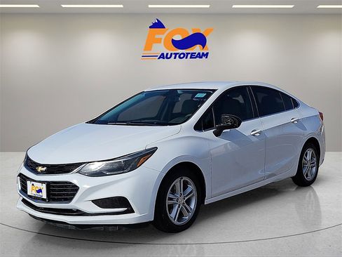 Used 2016 Chevrolet Cruze LT w/ Convenience Package image 1