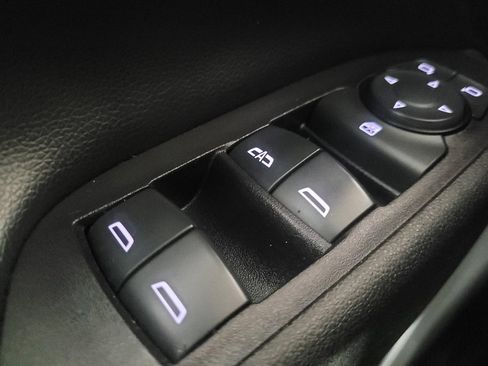 Used 2021 Chevrolet Equinox LT w/ LPO, Cargo Package AWD/4WD image 27