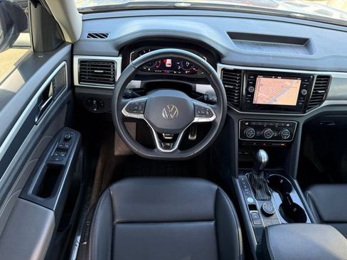 Used 2023 Volkswagen Atlas SEL R-Line AWD/4WD image 29