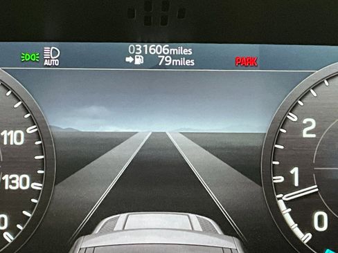 Used 2020 Land Rover Defender 110 S image 17