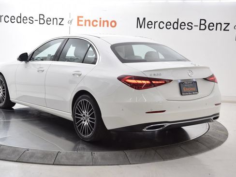 Used 2023 Mercedes-Benz C 300 Sedan image 4