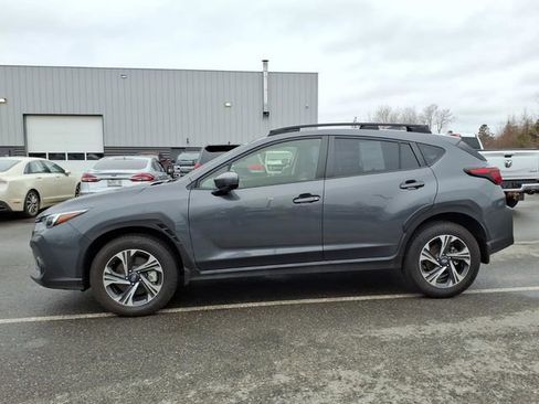 Used 2024 Subaru Crosstrek 2.0i Premium AWD/4WD image 8