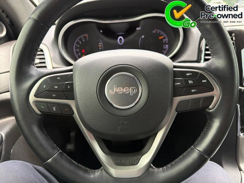 Certified 2021 Jeep Grand Cherokee Laredo X AWD/4WD image 60