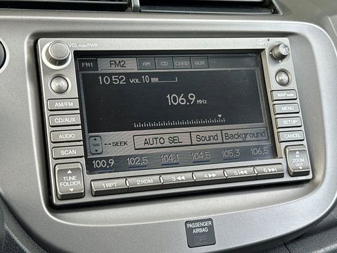 Used 2009 Honda Fit Sport image 18