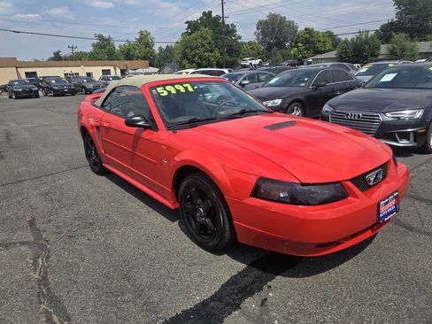 Used 2001 Ford Mustang Premium RWD image 18