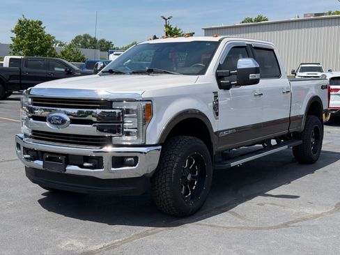 Used 2019 Ford F250 King Ranch w/ King Ranch Ultimate Package AWD/4WD image 4