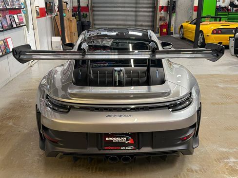 Used 2024 Porsche 911 GT3 RS RWD image 9