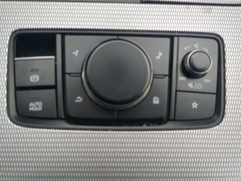 Used 2025 MAZDA CX-70 3.3 Turbo w/ Preferred Package image 18