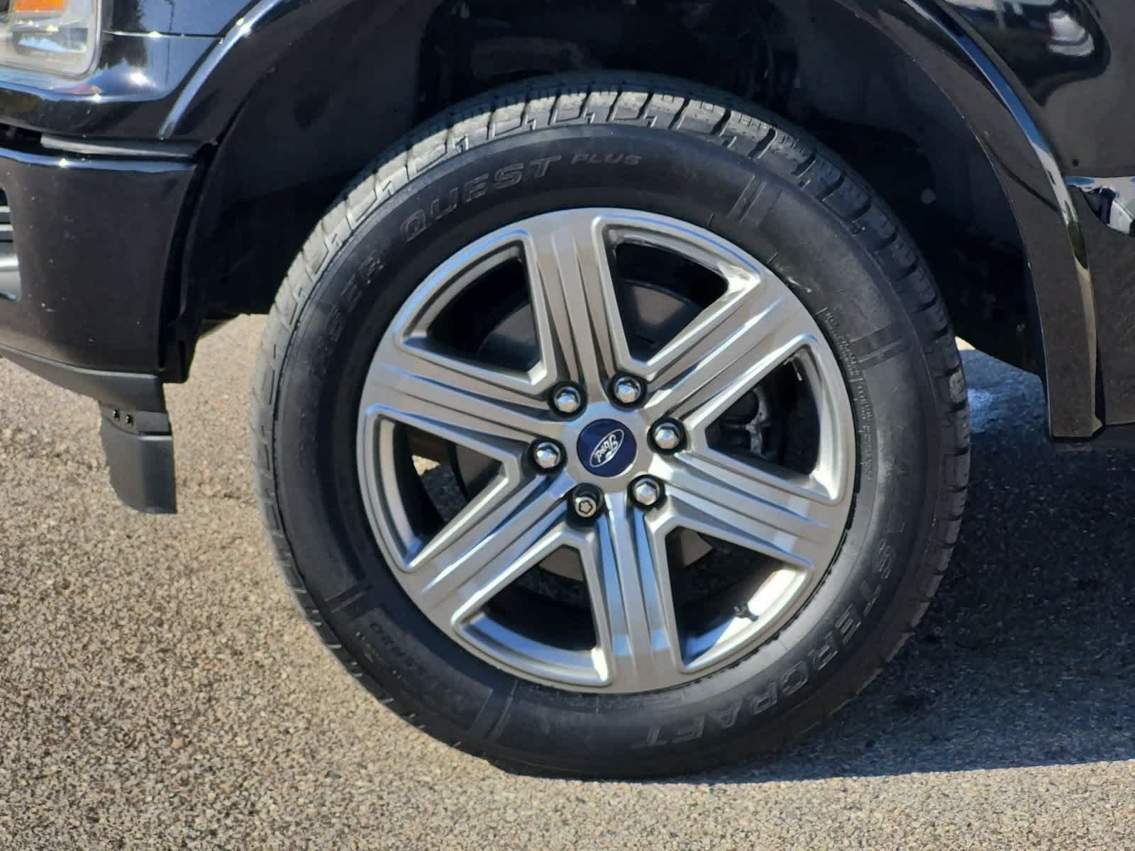 Used 2019 Ford F150 XLT w/ Equipment Group 302A Luxury AWD/4WD image 14