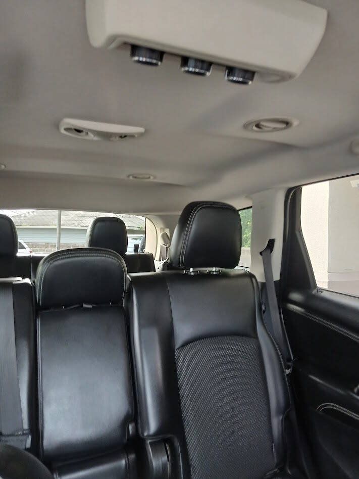 Used 2019 Dodge Journey Crossroad FWD image 18