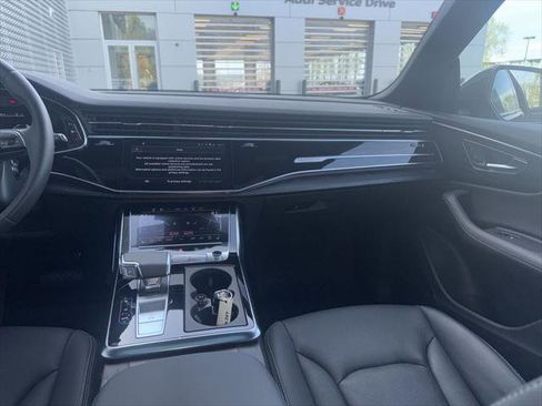 Used 2023 Audi Q8 Prestige w/ Prestige Package AWD/4WD image 39
