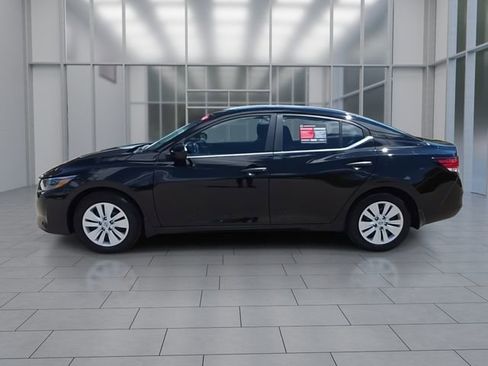 Certified 2025 Nissan Sentra S FWD image 5