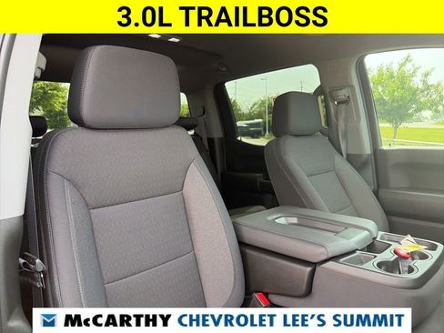 Certified 2024 Chevrolet Silverado 1500 Custom Trail Boss w/ LPO, Dark Essentials Package AWD/4WD image 31