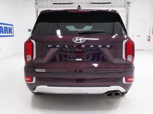 Used 2022 Hyundai Palisade Limited w/ Winter Package FWD image 32