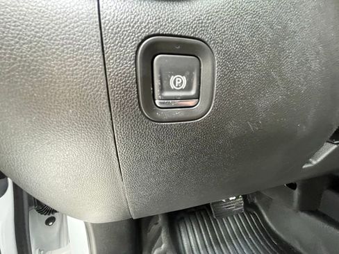 New 2026 GMC Sierra 1500 Pro w/ Pro Value Package image 18