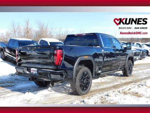 New 2026 GMC Sierra 2500 Denali w/ Denali Reserve Package image 4