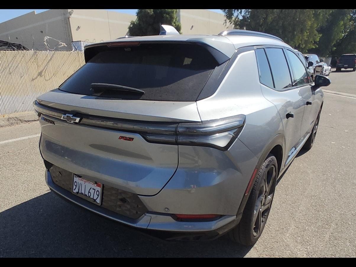 Used 2025 Chevrolet Equinox EV RS w/ Convenience Package II FWD image 21