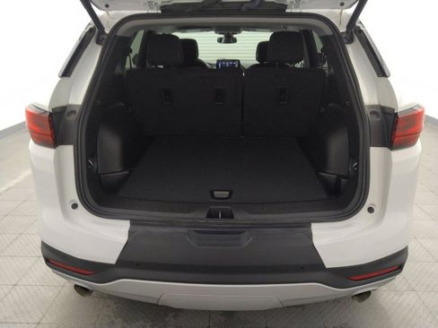 Used 2024 Chevrolet Blazer LT w/ Convenience Package FWD image 29