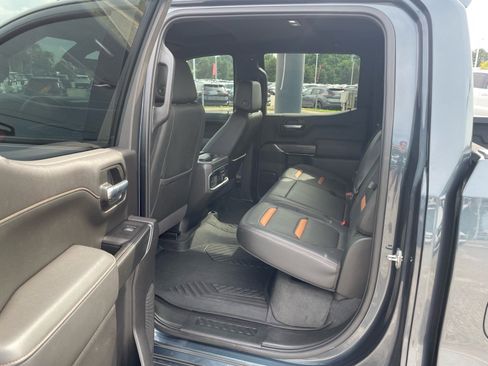 Used 2020 GMC Sierra 1500 AT4 w/ Technology Package AWD/4WD image 5