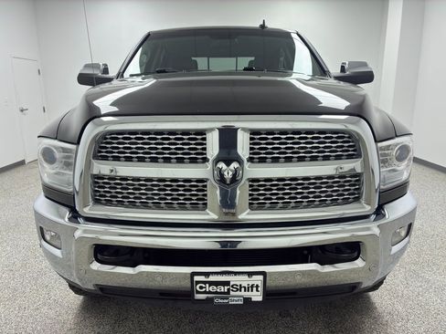 Used 2018 RAM 2500 Laramie image 3