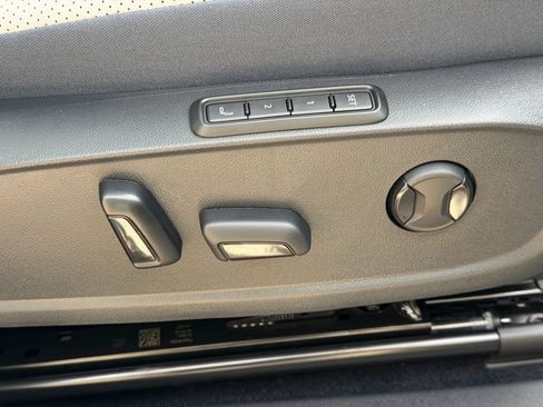 New 2025 Volkswagen ID.4 Pro S image 13