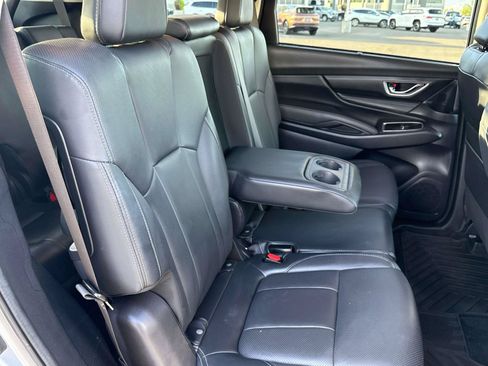 Used 2023 Subaru Ascent Limited AWD/4WD image 17