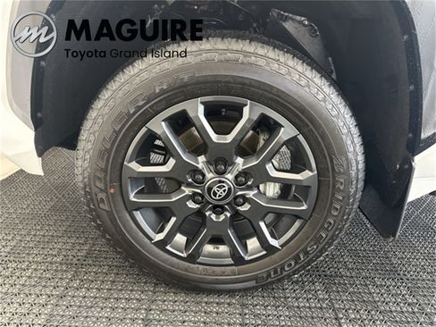 Used 2025 Toyota Tundra Platinum image 23