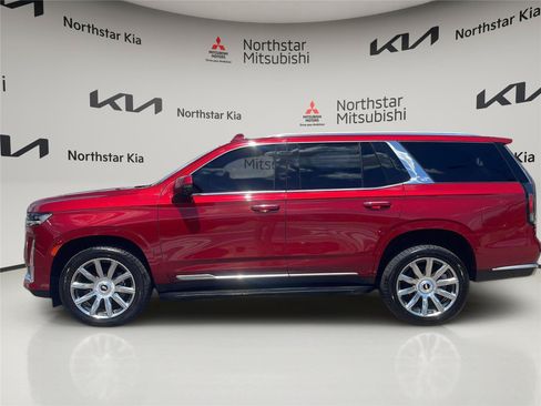 Used 2021 Cadillac Escalade Premium Luxury Platinum AWD/4WD image 2
